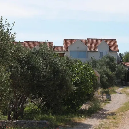 Family Friendly Seaside Jezera, Murter - 9684