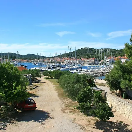 Family Friendly Seaside Apartments Jezera, Murter - 9684 * Jezera