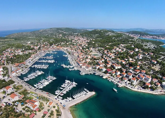 Family Friendly Seaside Apartments Jezera, Murter - 9684 Apartment *